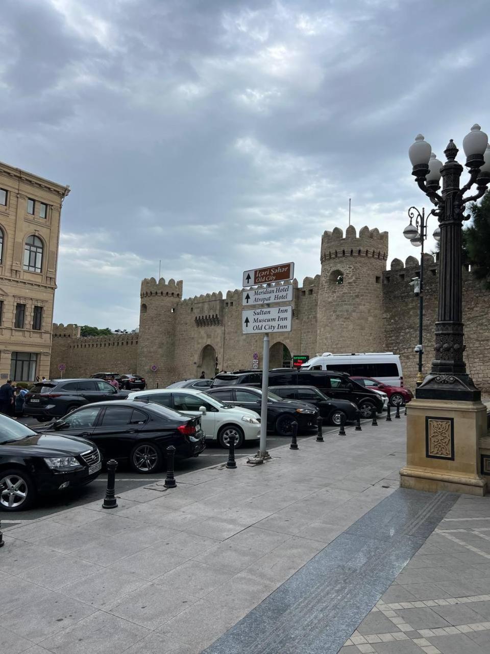 Sweet And Comfort Apartment In The Old City Icheri Sheher Baku Exterior foto